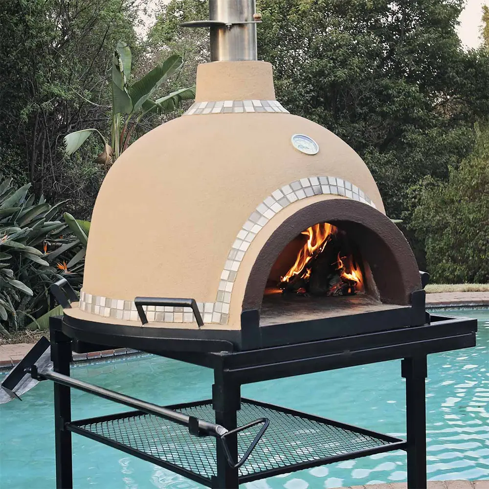 Freestanding pizza oven