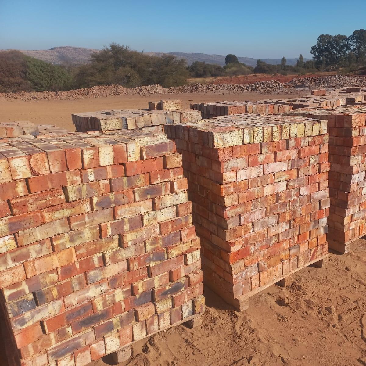 Clay Bricks Red (NFP)