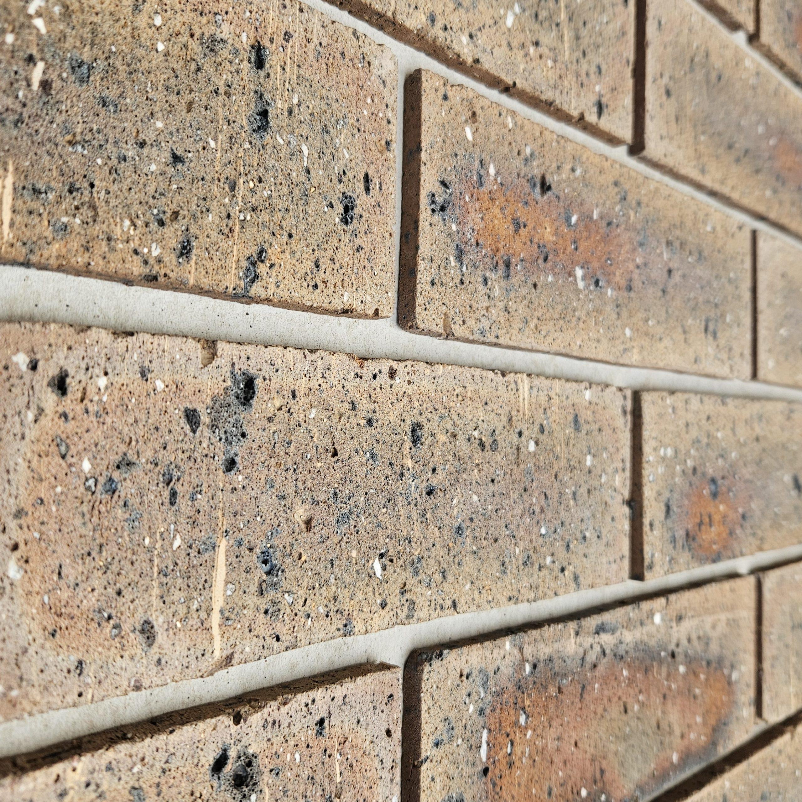 Golden Bronze Cladding - Image 5